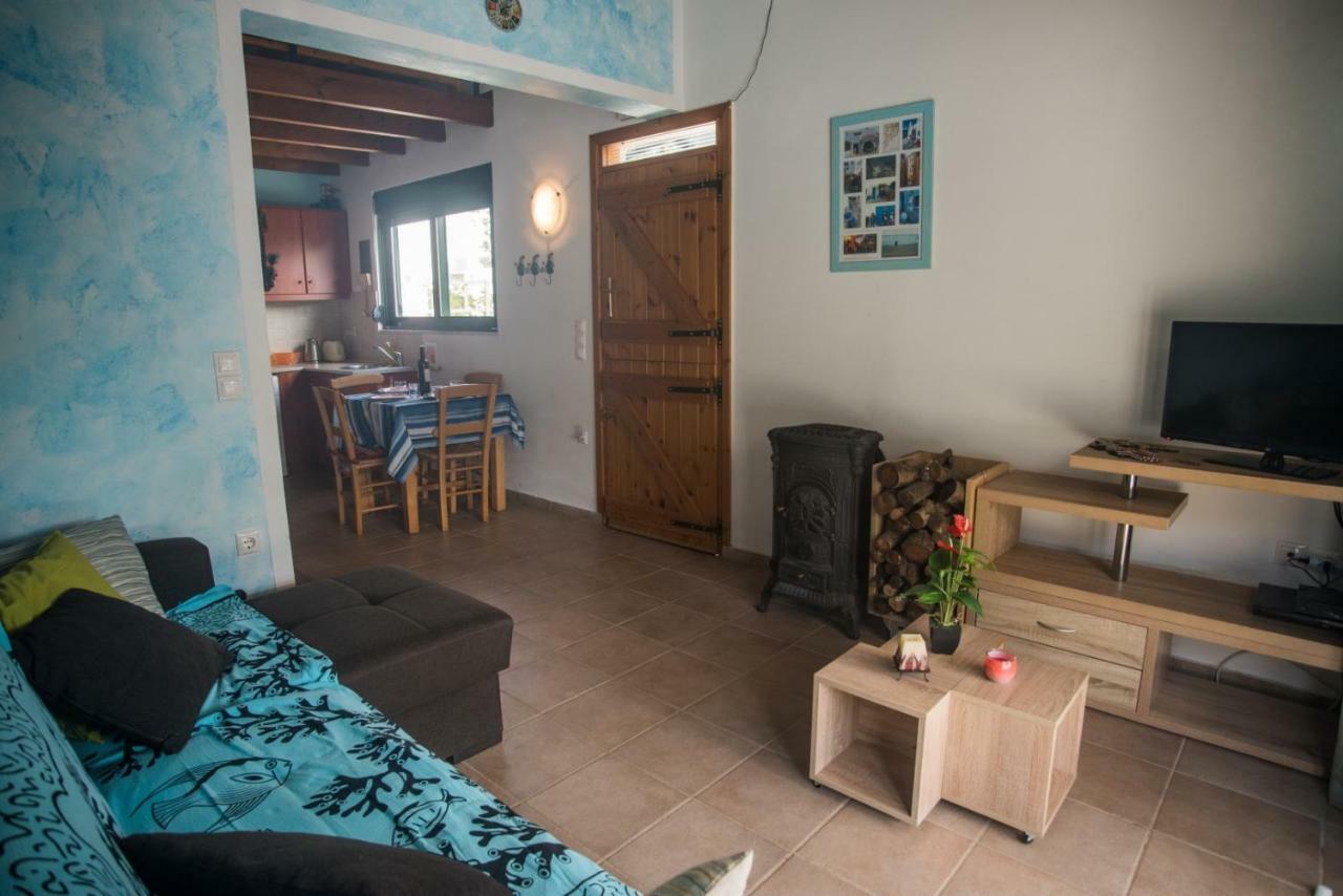 Villa Afou Afráta Eksteriør billede